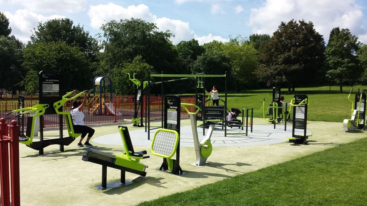 Selly Oak Park Birmingham UK Зона Воркаут